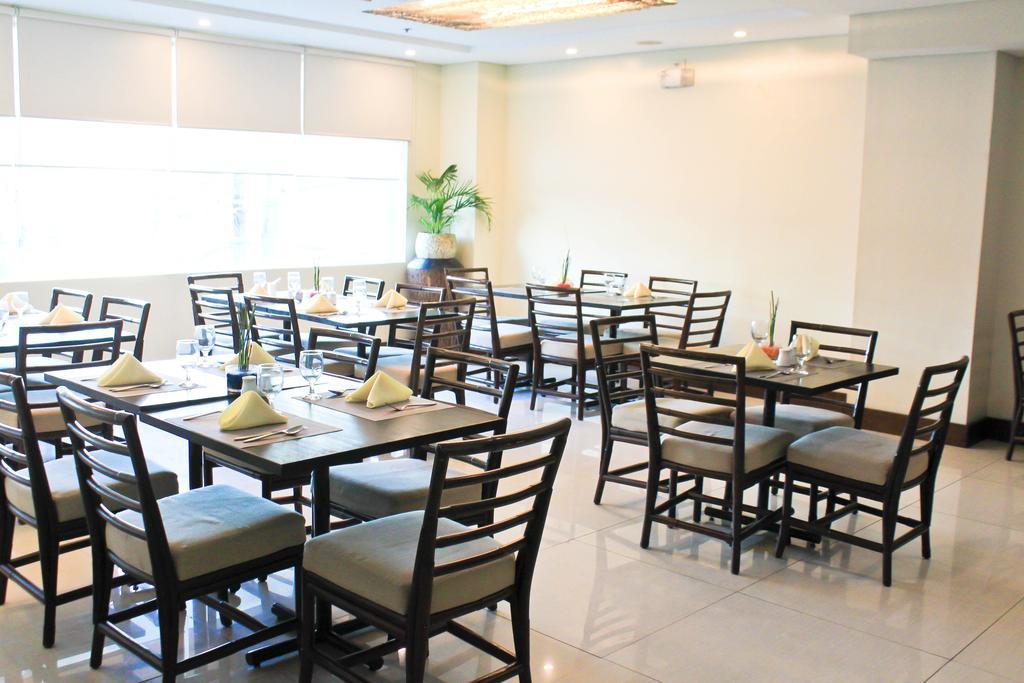 Azia Suites And Residences Cebu Zewnętrze zdjęcie